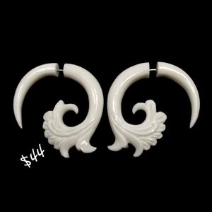 CARVED BONE EARRINGS